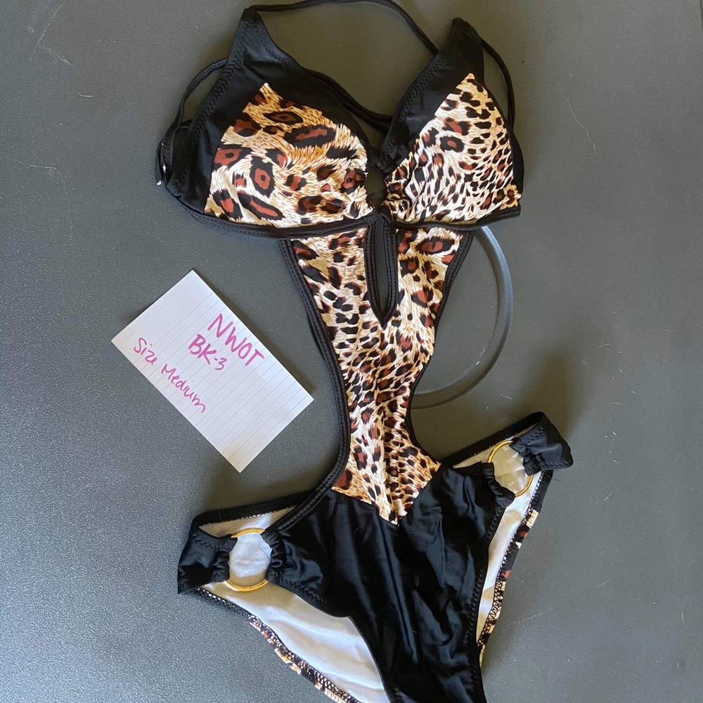 NWOT cute monokini black and brown